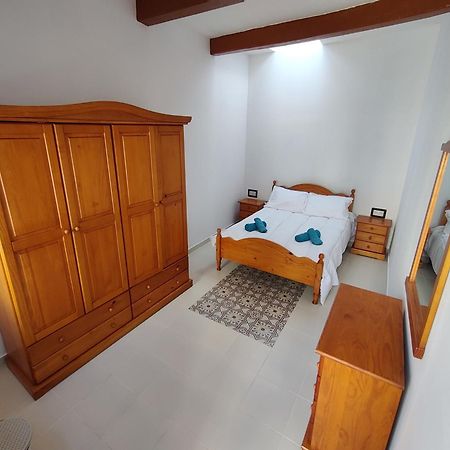Peaceful Traditional Maltese Townhouse Luqa Zewnętrze zdjęcie