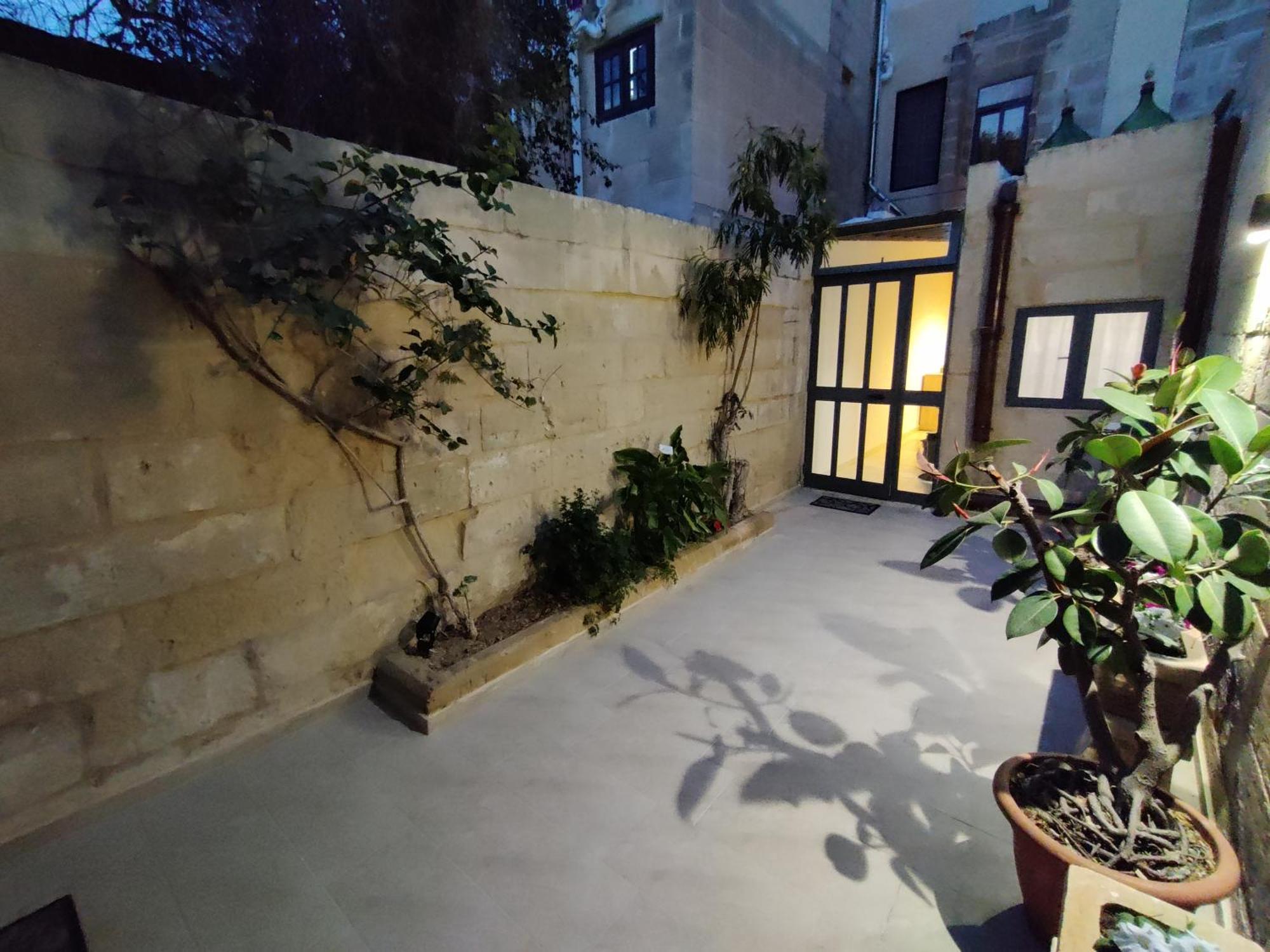 Peaceful Traditional Maltese Townhouse Luqa Zewnętrze zdjęcie