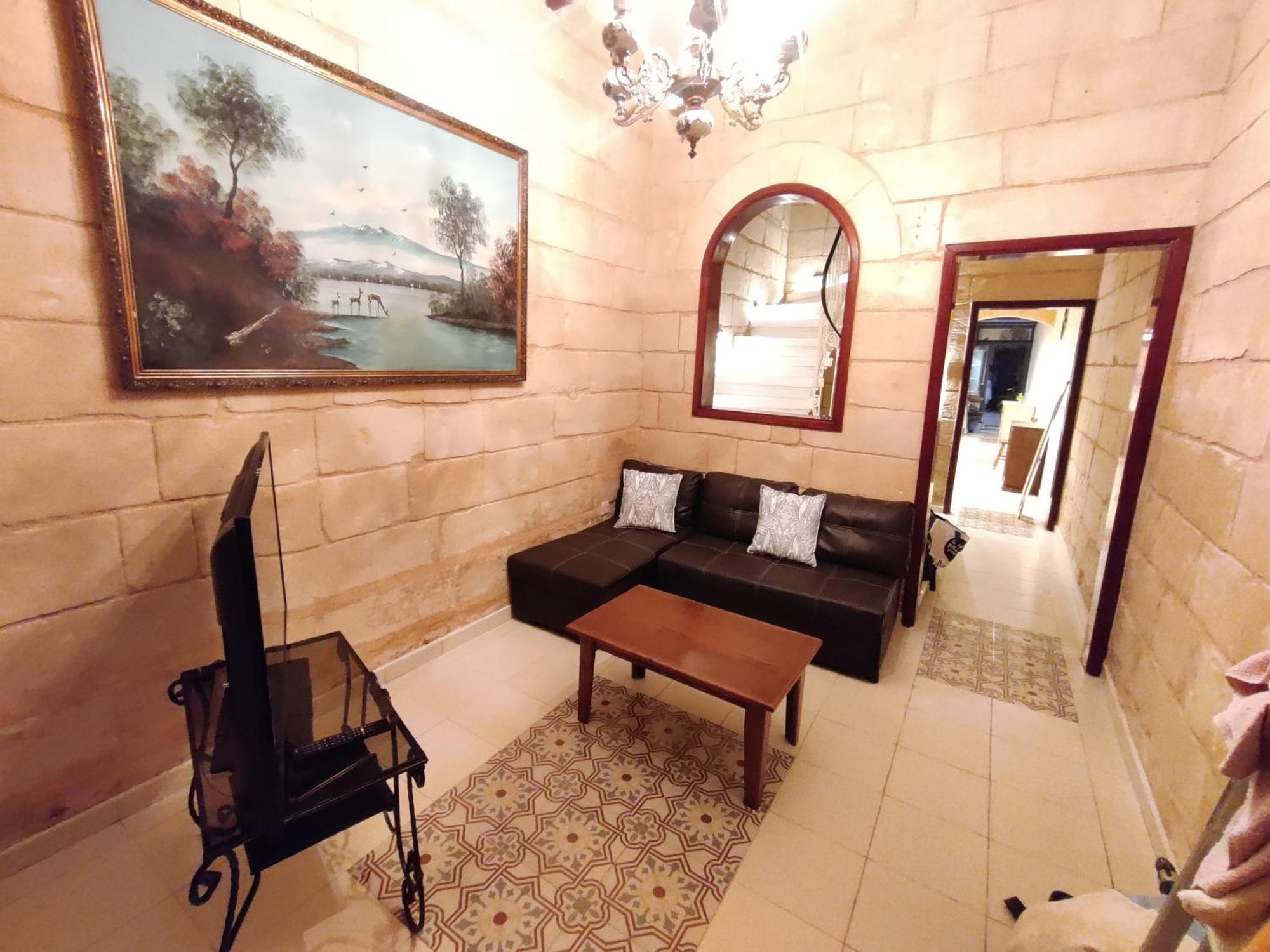 Peaceful Traditional Maltese Townhouse Luqa Zewnętrze zdjęcie